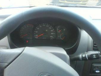 2006 Hyundai Accent Photos