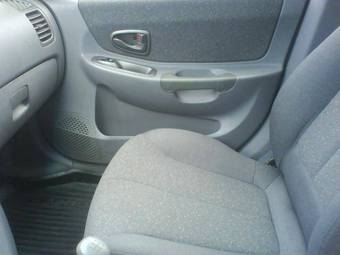 2006 Hyundai Accent Pictures