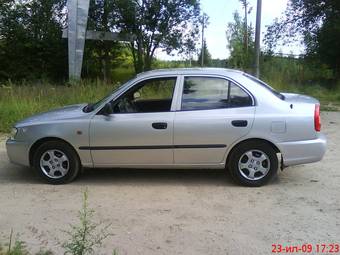 2006 Hyundai Accent Pics