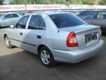 2006 Hyundai Accent Pictures