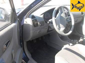 2006 Hyundai Accent Pictures