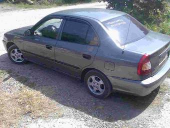 2006 Hyundai Accent Photos