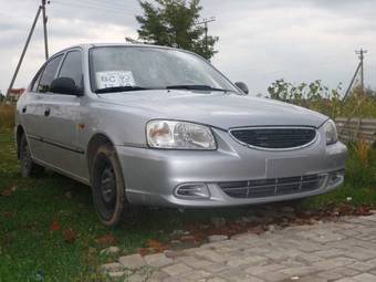 2006 Hyundai Accent Pictures
