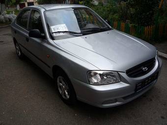 2006 Hyundai Accent Pictures