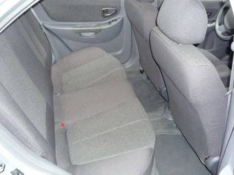 2006 Hyundai Accent Photos