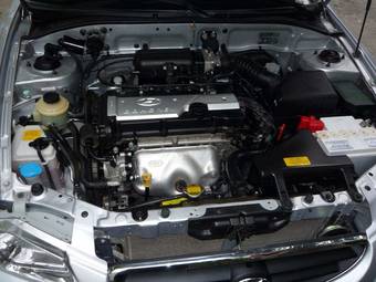 2006 Hyundai Accent Pictures