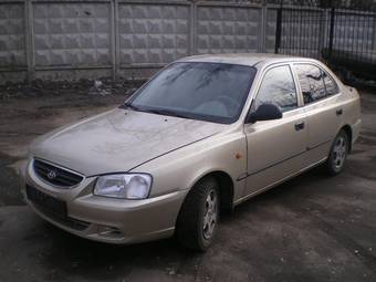 2007 Hyundai Accent Pictures