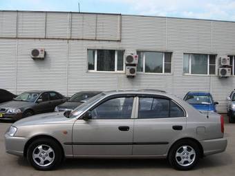 2007 Hyundai Accent Photos