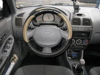 2007 Hyundai Accent Pictures