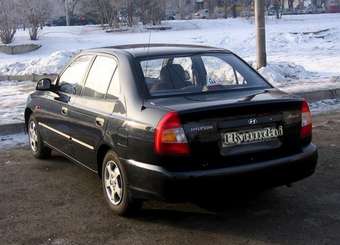 2008 Hyundai Accent Images