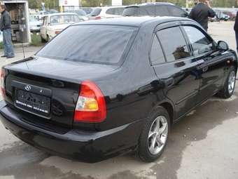 2008 Hyundai Accent Images