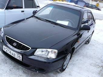 2008 Hyundai Accent Photos