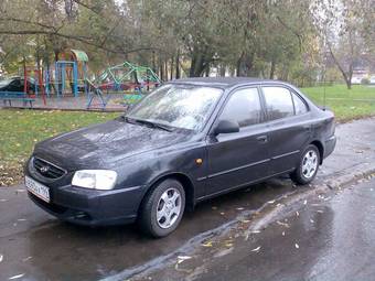 2008 Hyundai Accent Photos
