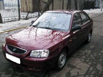 2008 Hyundai Accent Pictures
