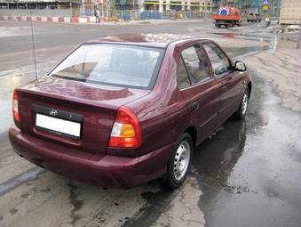 2008 Hyundai Accent Pics