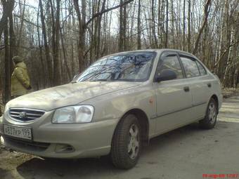 2008 Hyundai Accent Images
