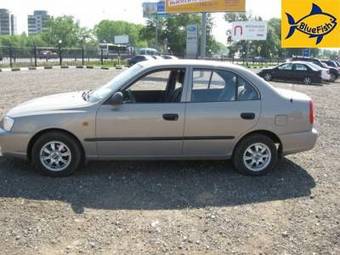 2008 Hyundai Accent Pics