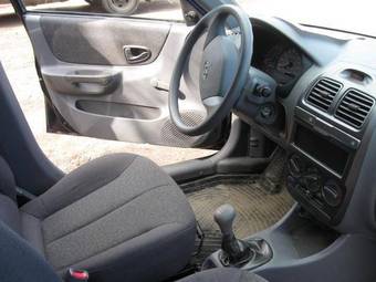 2008 Hyundai Accent Wallpapers
