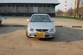 2008 Hyundai Accent Pics