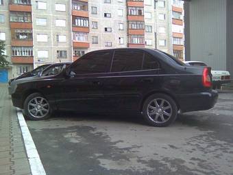 2008 Hyundai Accent Photos