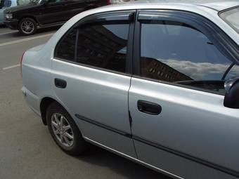 2008 Hyundai Accent Pictures