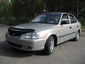 2008 Hyundai Accent Photos