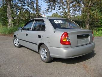 2008 Hyundai Accent Photos