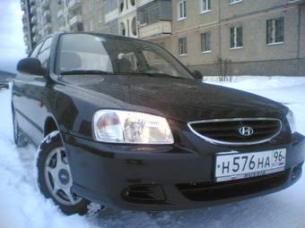 2008 Hyundai Accent Photos