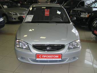 2008 Hyundai Accent Photos