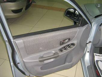 2008 Hyundai Accent Images