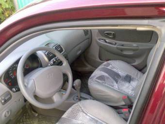 2008 Hyundai Accent Pictures
