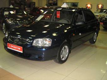 2008 Hyundai Accent Pics