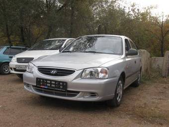 2008 Hyundai Accent Pictures