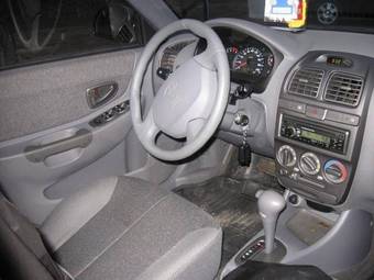 2008 Hyundai Accent Photos