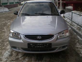 2008 Hyundai Accent Pictures