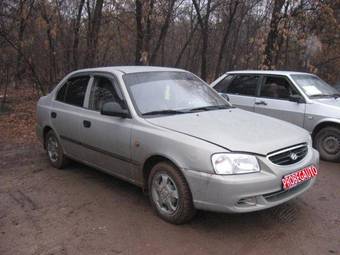 2008 Hyundai Accent Photos