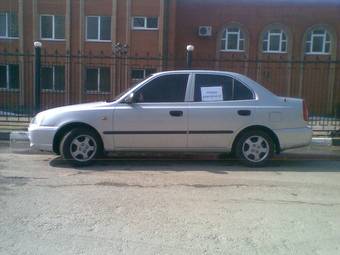 2008 Hyundai Accent Pictures