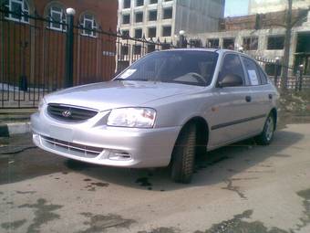 2008 Hyundai Accent Photos