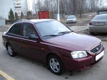2008 Hyundai Accent Photos