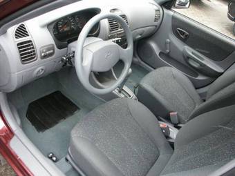 2008 Hyundai Accent Photos