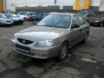 2008 Hyundai Accent Photos