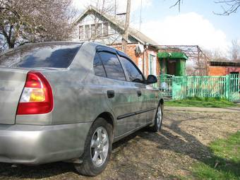 2008 Hyundai Accent Pictures