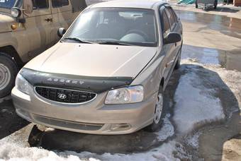 2008 Hyundai Accent Photos