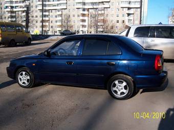 2008 Hyundai Accent Wallpapers