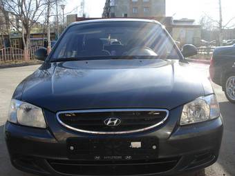 2008 Hyundai Accent Photos