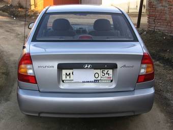 2008 Hyundai Accent Pics