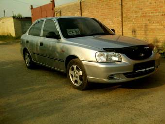 2008 Hyundai Accent Photos