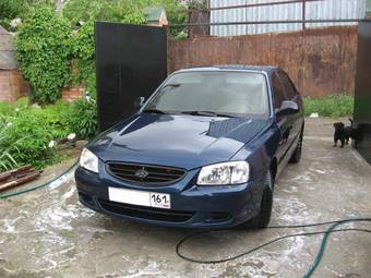 2008 Hyundai Accent Photos