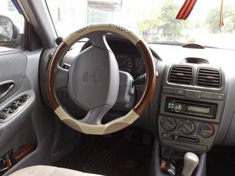 2008 Hyundai Accent Photos
