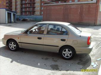 2008 Hyundai Accent Photos